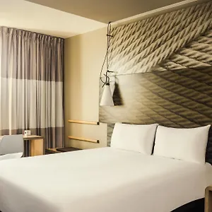 Ibis Paris Coeur D'orly Airport Орли